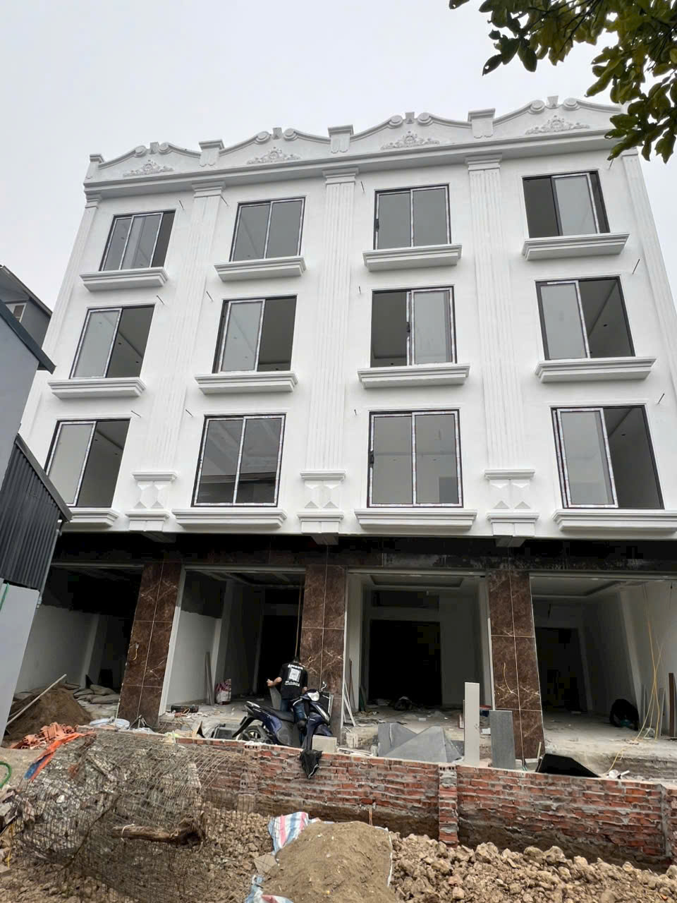 Lắp đặt cửa cuốn Austdoor tại ngõ 4 thôn Nhân Hòa, Tả Thanh Oai, Thanh trì , Hà Nội