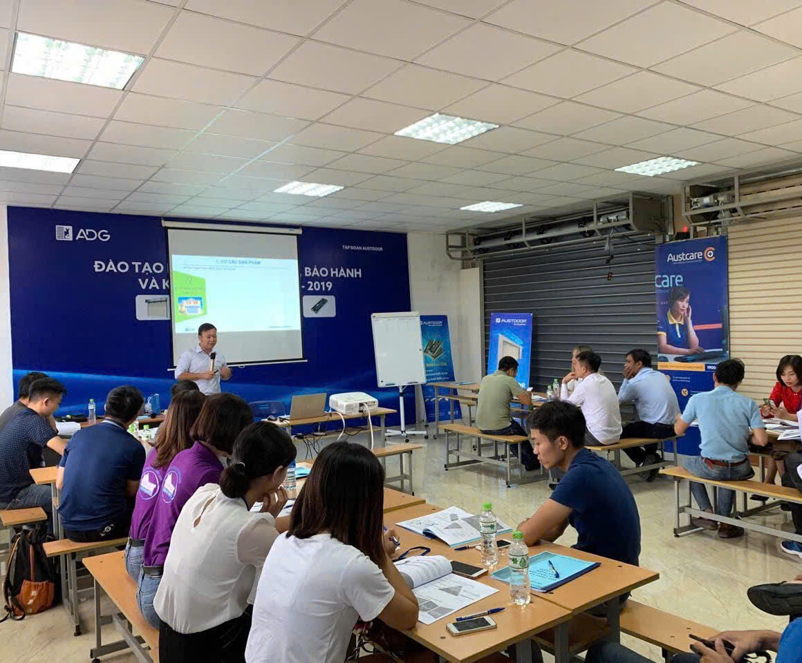 Đào tạo kĩ thuật sửa cửa cuốn tại Thanh Xuân